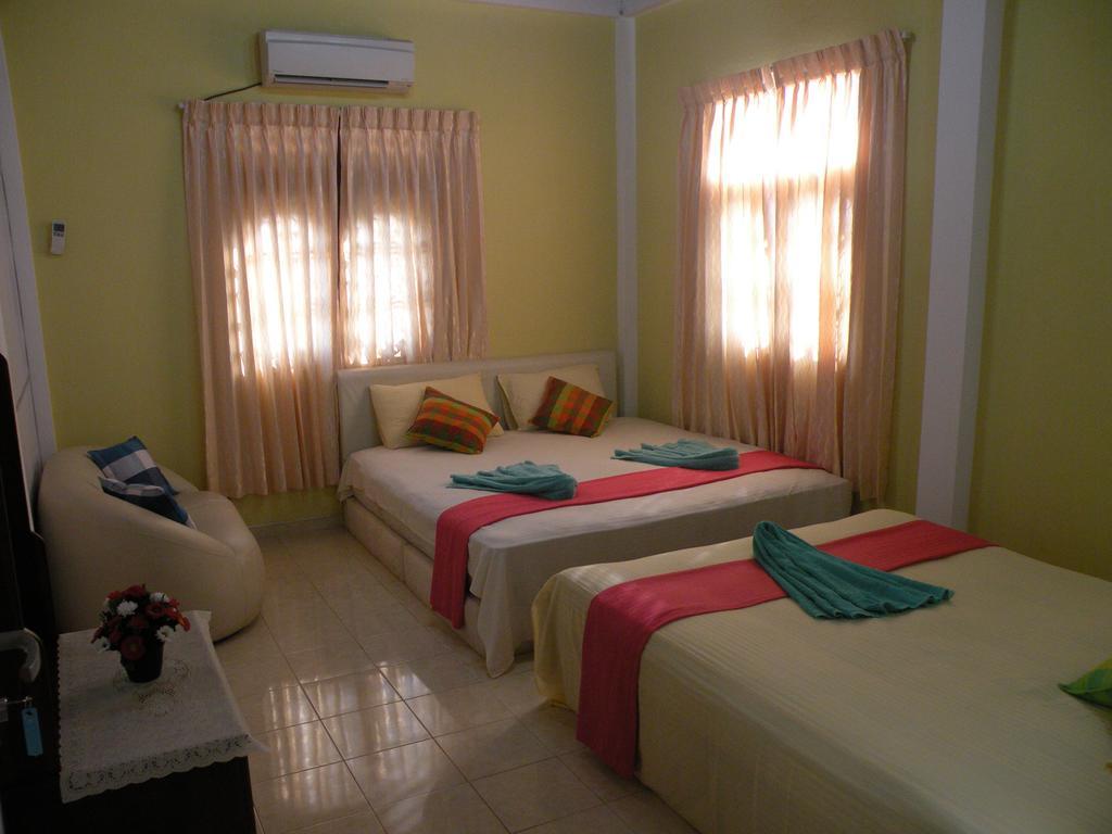 Henderson Airport Residence Negombo Ruang foto